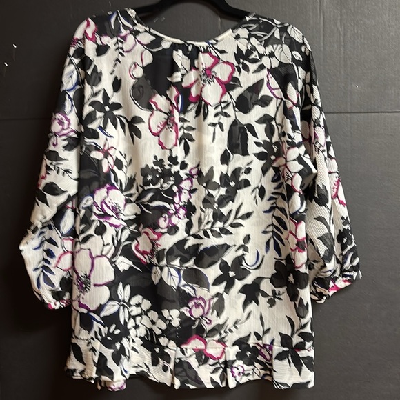 Susan Graver Ragland Sleeves Floral Button Up Blouse Size XL - Picture 7 of 13